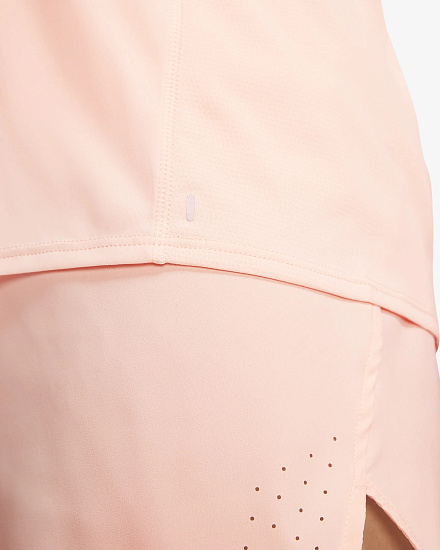 Футболка женская Nike City Sleek Ss Washed Coral/Reflective Silver - Фото 7 большая