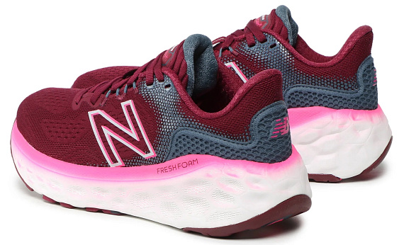 Кроссовки женские New Balance Fresh Foam More v3 Pink Glo - Фото 3 большая