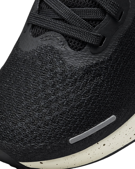 Кроссовки женские Nike ZoomX Invincible Run Flyknit Black/Sail/Metallic Gold - Фото 7 большая