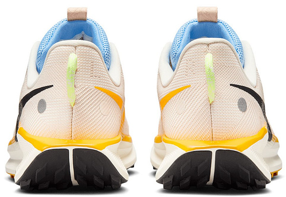 Кроссовки женские Nike Reactx Pegasus Trail 5 Phantom/Black/Washed Coral - Фото 4 большая