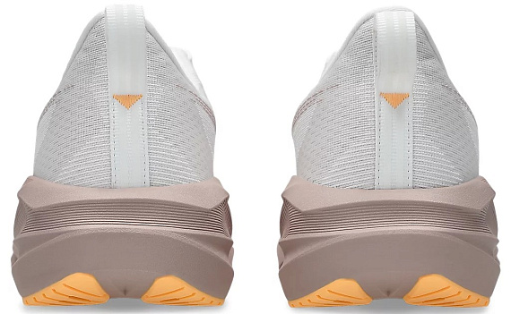 Кроссовки женские ASICS Novablast 5 White/Fawn - Фото 6 большая