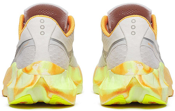 Кроссовки женские Saucony Endorphin Pro 4 Fog/Peel - Фото 4 большая