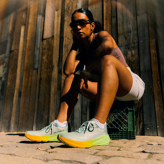 Кроссовки женские Altra Experience Flow 3 Gray - Фото 5 большая