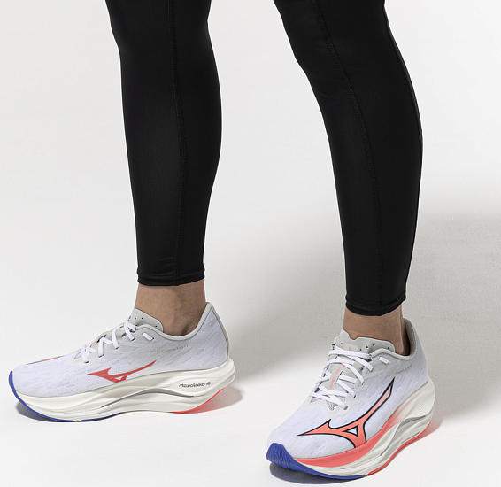 Кроссовки женские Mizuno Wave Rebellion Flash 3 White/Striking Coral/Iris Bloo - Фото 3 большая