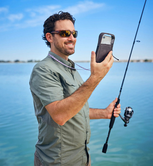 Водонепроницаемый чехол для телефона Nite Ize RunOff Waterproof Case Charcoal - Фото 3 большая
