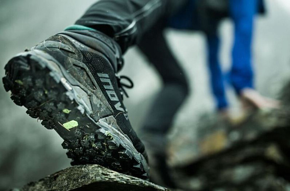 Кроссовки мужские Inov-8 Roclite Pro G 400 Gtx Black - Фото 8 большая