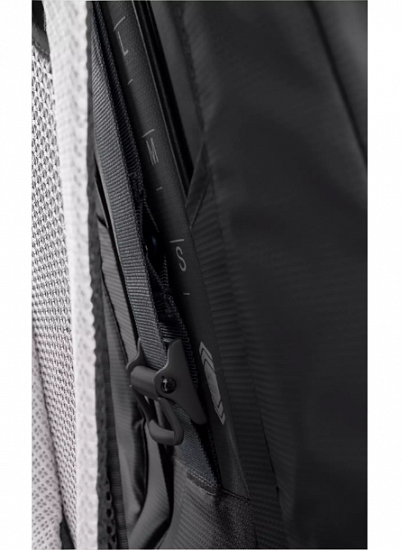 Рюкзак женский Deuter Futura Air Trek 45+10 SL Black-Graphite - Фото 7 большая