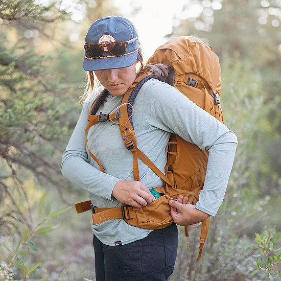 Рюкзак женский Osprey Kyte 38 Barley Brown - Фото 23 большая