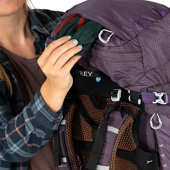 Рюкзак женский Osprey Aura AG 50 Berry Sorbet Red - Фото 10 большая
