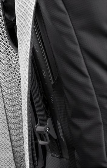 Рюкзак женский Deuter Futura Air Trek 55+10 SL Black/Graphite - Фото 13 большая