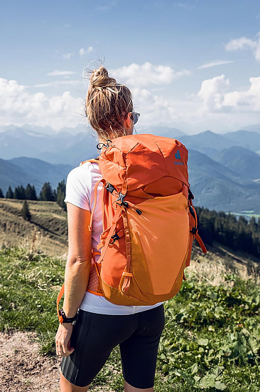 Рюкзак женский Deuter Speed Lite 28 SL Shale/Graphite - Фото 8 большая