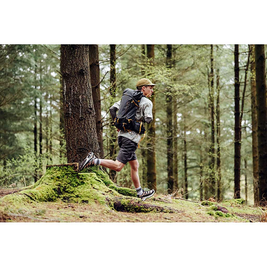 Рюкзак Osprey Talon V-city 20 Dark Charcoal/Tumbleweed Yellow - Фото 6 большая