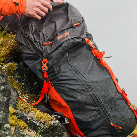 Рюкзак Bergans Helium 55 Solid Charcoal/Waxed Yellow - Фото 13 большая