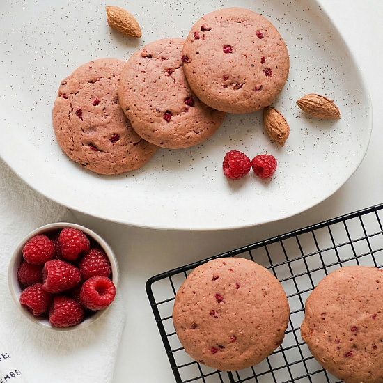 Печенье R.A.W. Life Protein Cookie 37г Малина - Фото 2 большая