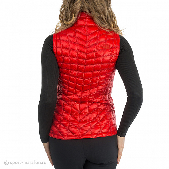 Жилет женский The North Face Thermoball High Risk Red - Фото 3 большая