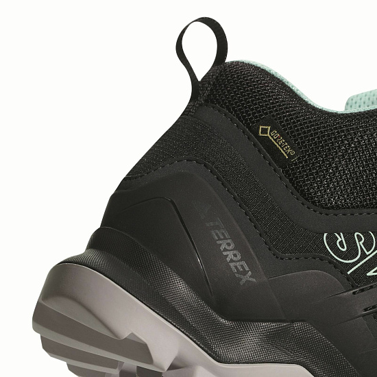 Кроссовки женские Adidas Terrex Swift R2 Mid GTX Core Black/Core Black/Ash Green S18 - Фото 5 большая