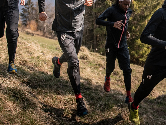 Брюки Compressport Hurricane Waterproof 10/10 - Фото 4 большая