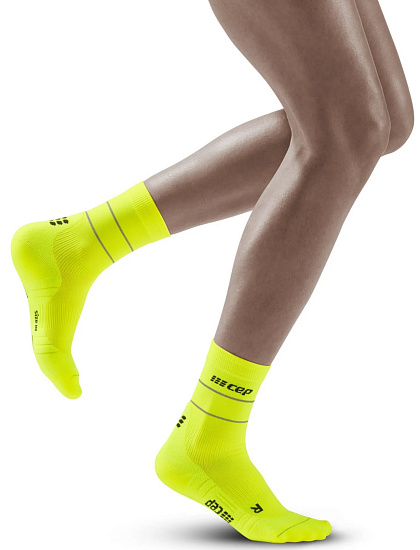 Носки женские CEP C103RW Reflective Compression Mid Cut Neon Yellow - Фото 3 большая