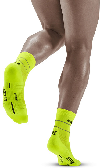 Носки мужские CEP C103RM Reflective Compression Mid Cut Neon Yellow - Фото 5 большая