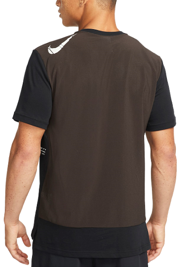 Футболка мужская Nike Dri-FIT Black/Velvet Brown/Light Bone - Фото 2 большая