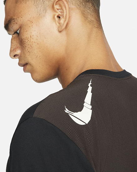 Футболка мужская Nike Dri-FIT Black/Velvet Brown/Light Bone - Фото 6 большая