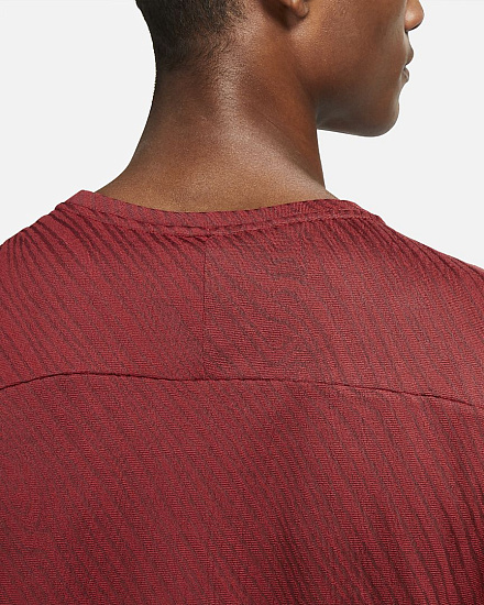 Футболка мужская Nike Drifit Element 1/2 Zip Trail Dark Cayenne/Bronze - Фото 9 большая
