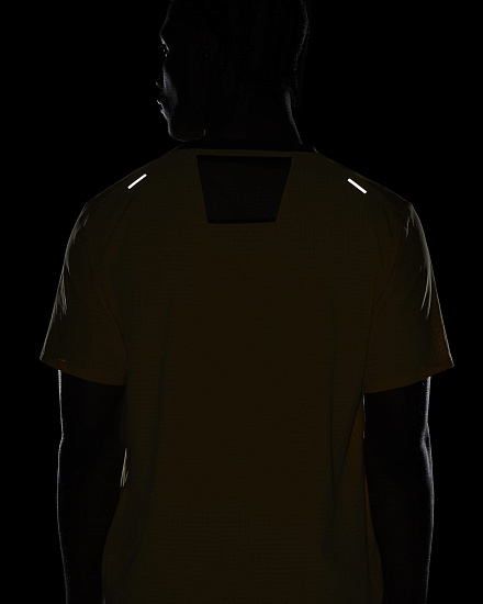 Футболка мужская Nike Drifit Rise 365 SS Solar Flare - Фото 8 большая