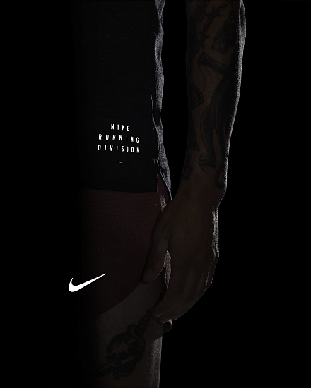 Футболка мужская Nike Dri-FIT ADV Run Division Black - Фото 9 большая