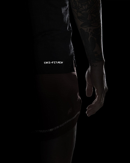 Футболка мужская Nike Dri-FIT ADV Run Division Black - Фото 10 большая