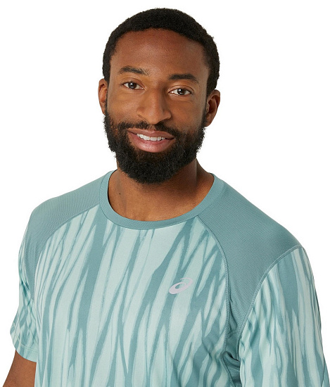 Футболка мужская ASICS Road Aop Top Saxon Green/Light Ube - Фото 5 большая