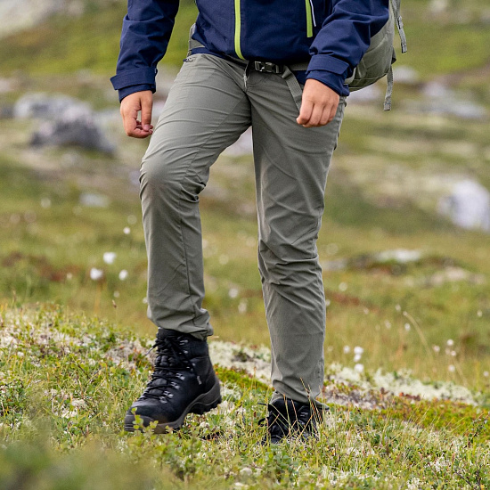 Брюки детские Bergans Utne V4 Green Mud/Light Green Mud  - Фото 2 большая