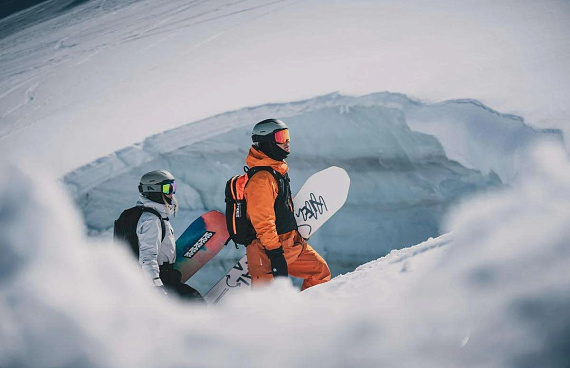 Горнолыжная маска Alpina Venet Black Matt/Q-Lite Red S2 - Фото 3 большая