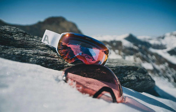 Горнолыжная маска Alpina Falera Mag White Matt/Q-Lite Red S2/Pink S1 - Фото 4 большая