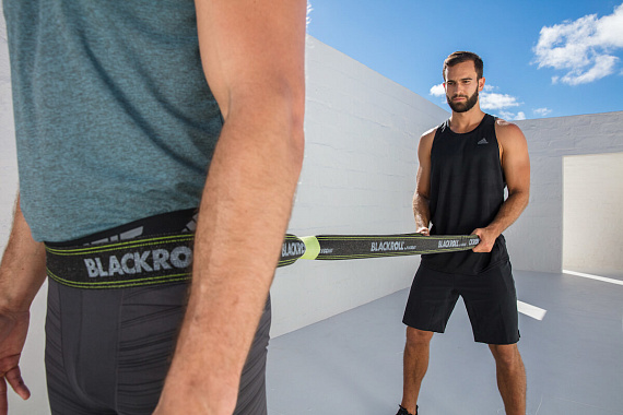 Эспандер-лента Blackroll Resist Band 190 см "Тяжелое сопротивление" Серая - Фото 3 большая