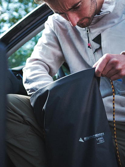 Гермомешок Klattermusen Lagu 10L Raven - Фото 3 большая