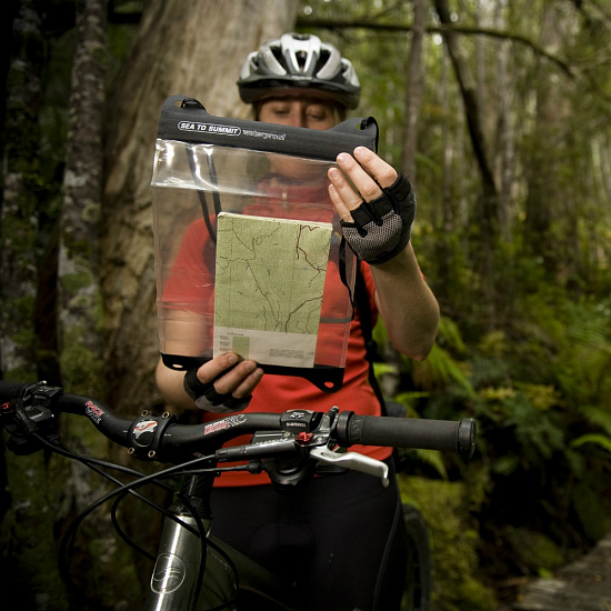 Влагозащитный чехол Sea to Summit Guide TPU Map Case Large - Фото 3 большая