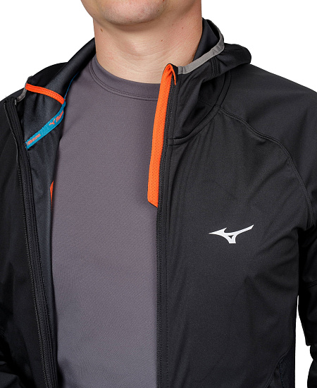 Куртка мужская Mizuno Static BT Softshell Hoodie Черный - Фото 2 большая