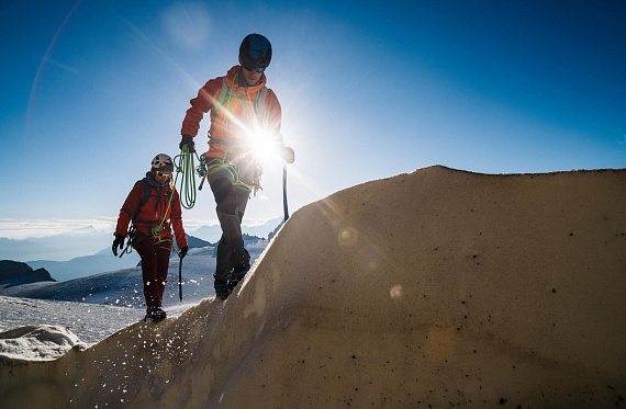 Куртка женская Simond Alpinism Light Маковый/Темно-Вишневый - Фото 12 большая
