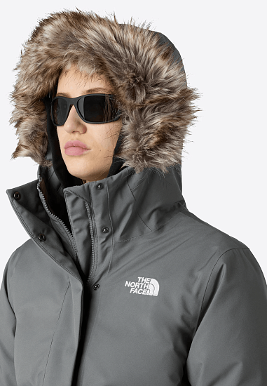 Пальто женское The North Face Arctic Parka Smoked Pearl - Фото 7 большая