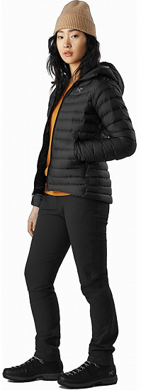 Куртка женская Arcteryx Cerium LT Hoody Black - Фото 2 большая