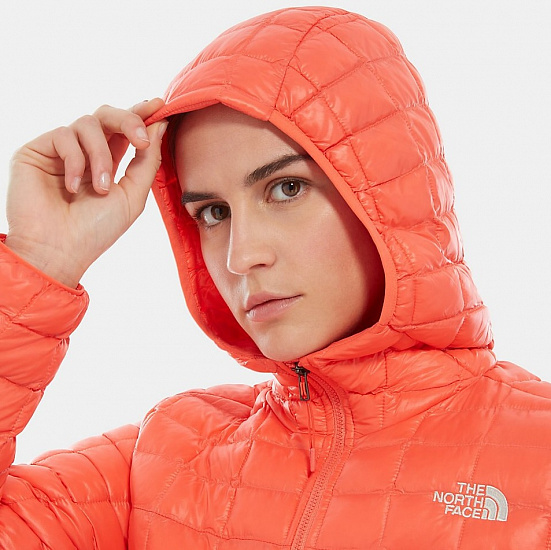 Куртка женская The North Face Thermoball Eco Hoodie Radiant Orange - Фото 7 большая