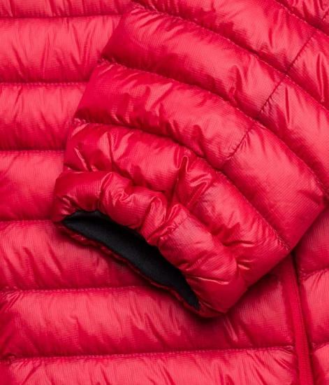 Куртка женская Norrona Lofoten Super Lightweight Down Crisp Ruby - Фото 2 большая