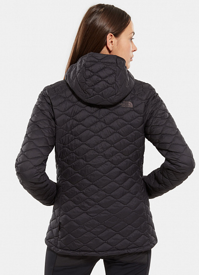 Куртка женская The North Face Thermoball Hoody TNF Black Matte - Фото 4 большая