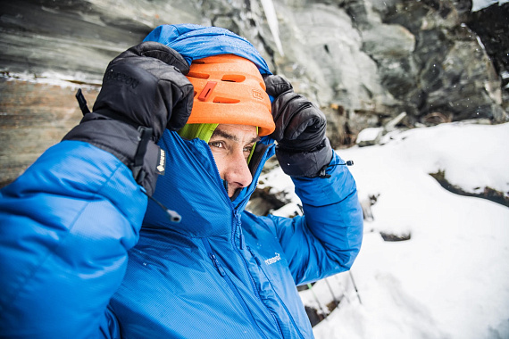Куртка мужская Norrona Trollveggen Primaloft 100 Zip Hood Olympian Blue - Фото 2 большая