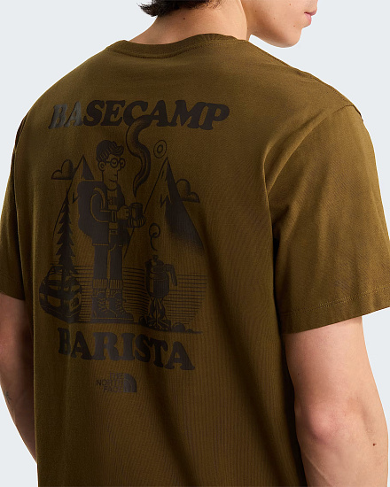 Футболка The North Face Basecamp Barista Relaxed Graphic Caraway Seed - Фото 6 большая