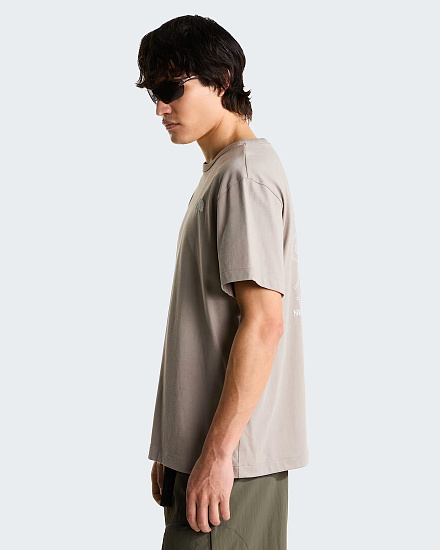 Футболка The North Face Nse Slopes Relaxed Graphic Stone Slab - Фото 4 большая