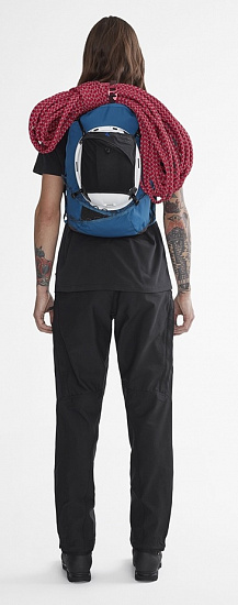 Футболка мужская Klattermusen Runa Statement S/S Raven - Фото 4 большая