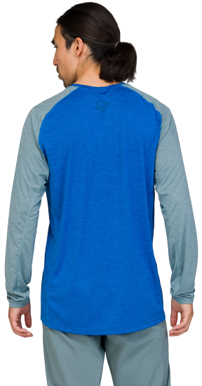 Лонгслив мужской Norrona Fjora Equaliser Lightweight LS Skydiver - Фото 6 большая