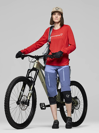 Лонгслив женский Norrona Fjora Equaliser Lightweight LS Aura Orange - Фото 7 большая