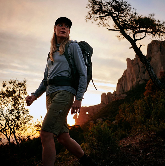 Шорты женские Fjallraven Abisko Midsummer Jade Green/Patina Green - Фото 3 большая